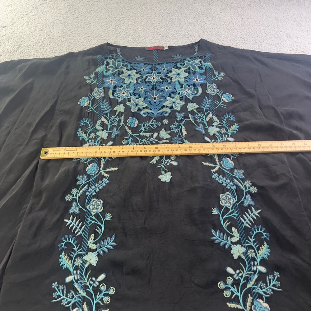 Johnny Was Rebecca Poncho Top Womens S / M Black Floral Embroidered Tunic Boho - Picture 6 of 11